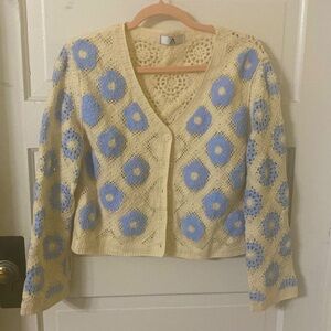 NEW Floral Patterned Cream and Blue Women's Sweater